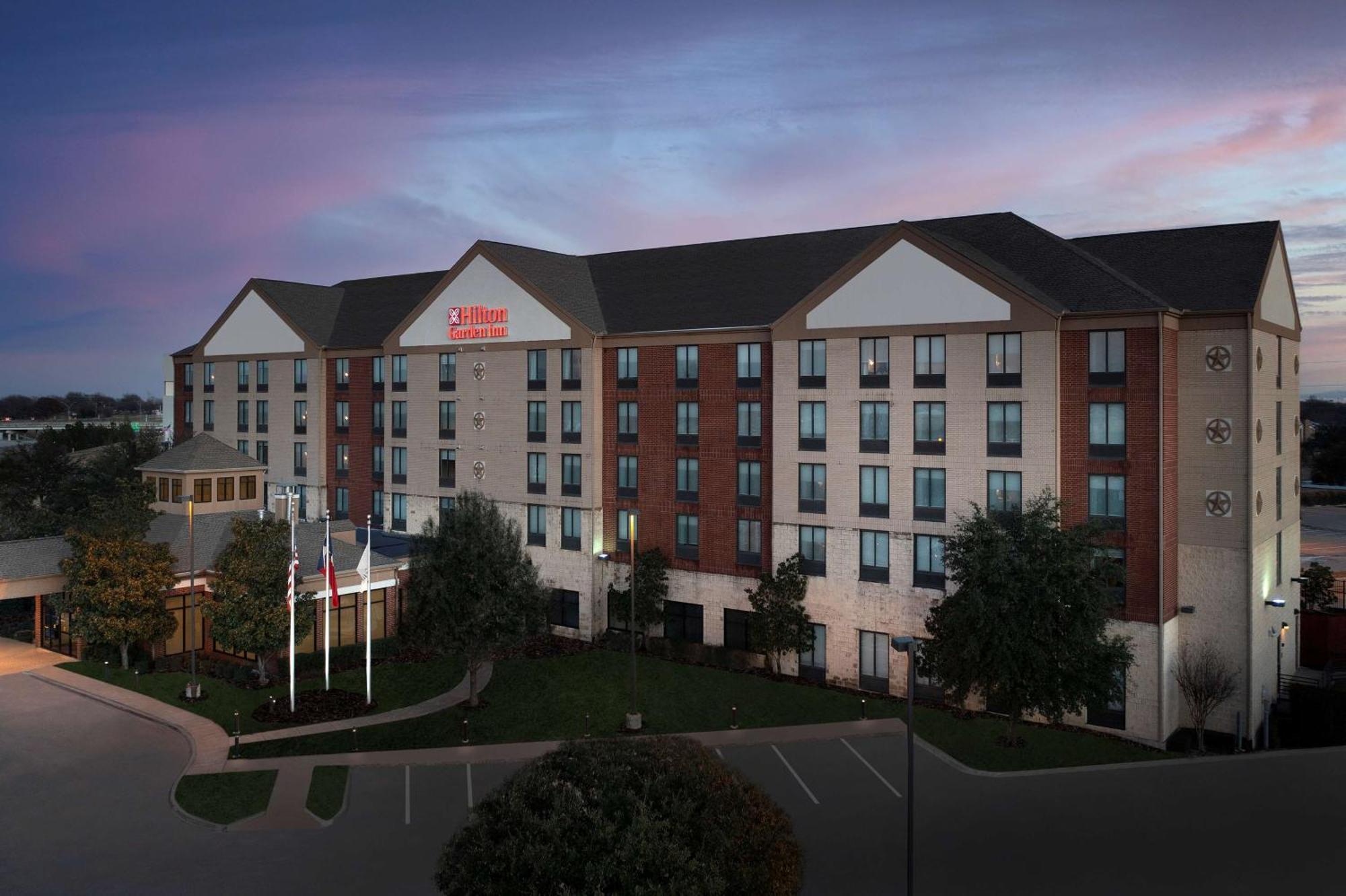 Hilton Garden Inn Dallas/Duncanville Exterior foto